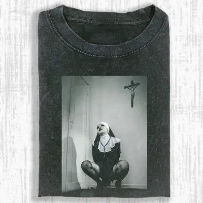 Kneeling Nun Gothic Oversized Washed Dark Aesthetic T-Shirt
