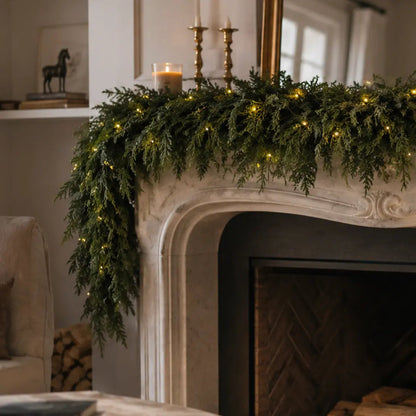 Create A Cozy Christmas Home In Minutes 🎄